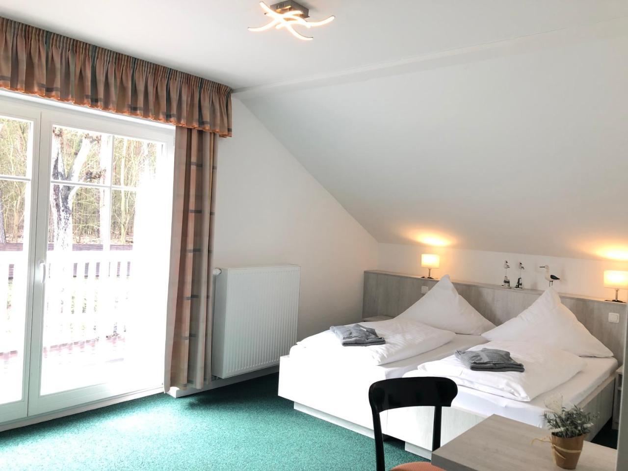 Neu-Helgoland Hotel Berlin Exterior foto